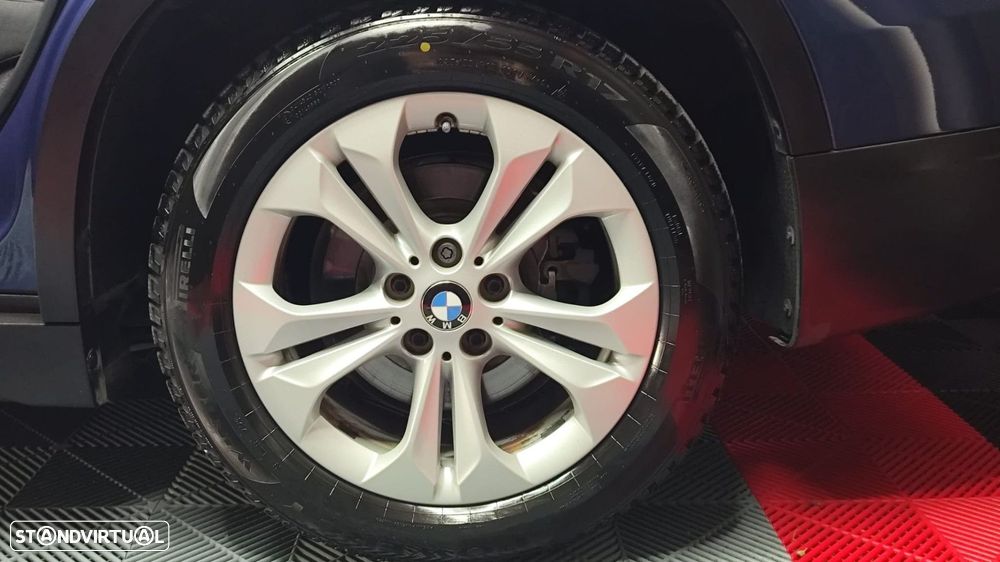 BMW X1 25 e xDrive Corporate Edition - 18