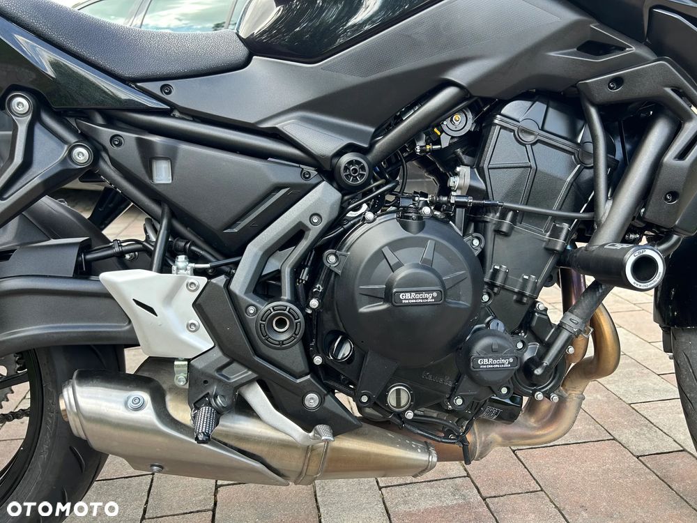 Kawasaki Z 650 - 12