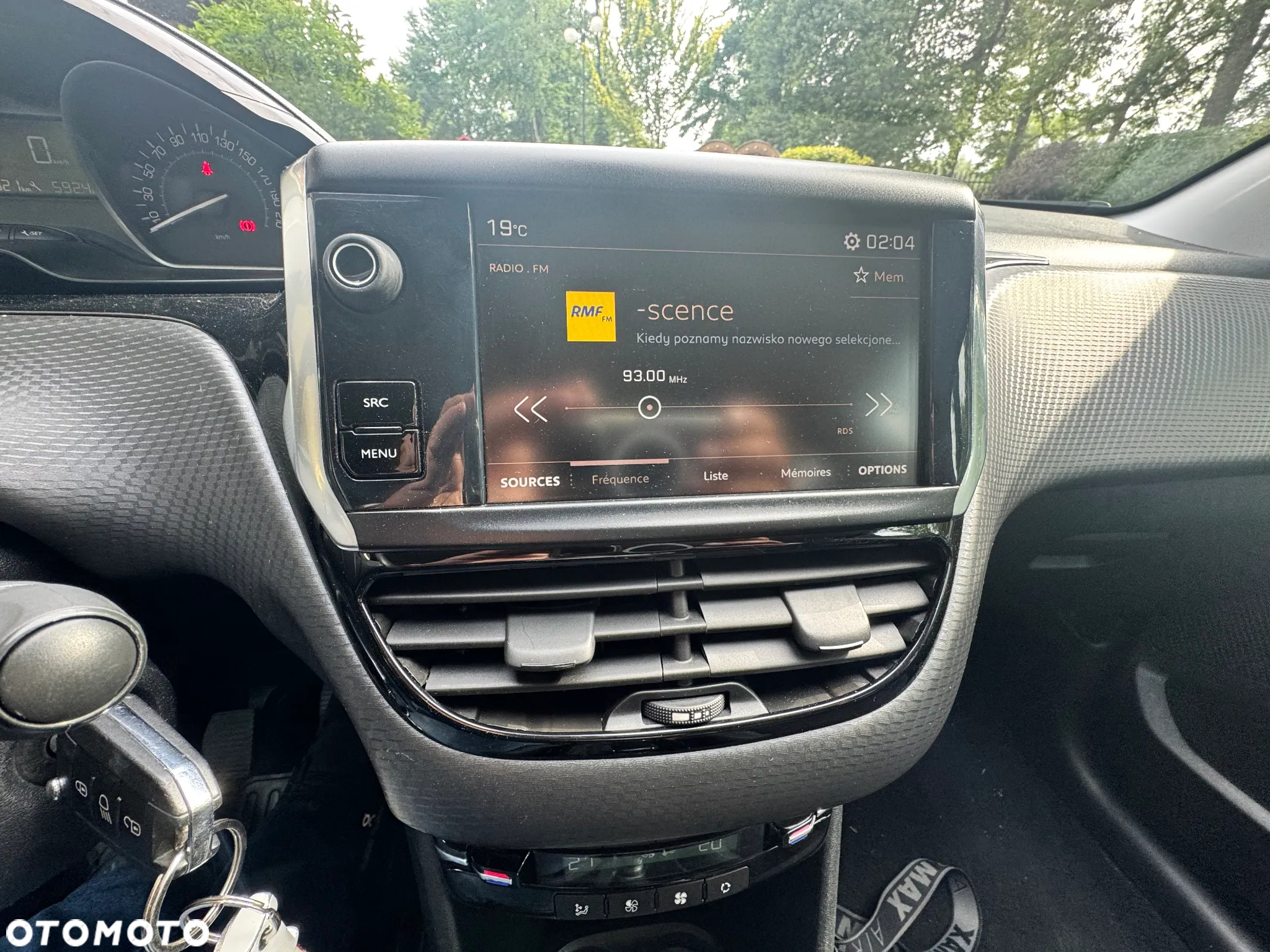 Peugeot 2008 1.2 Pure Tech Style - 18