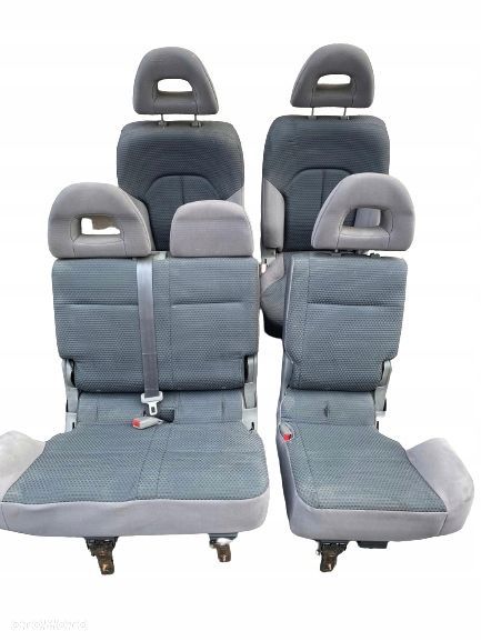 Mitsubishi Pajero 2004 3 drzwi Komplet Foteli - 1