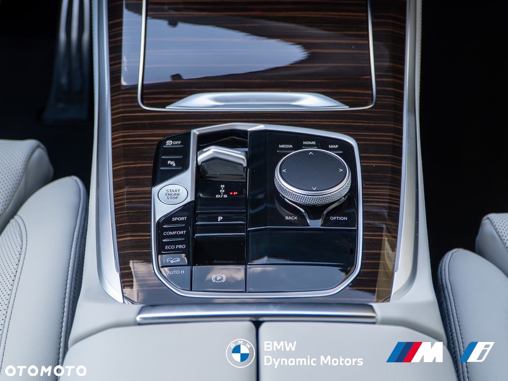 BMW X5 xDrive30d - 26