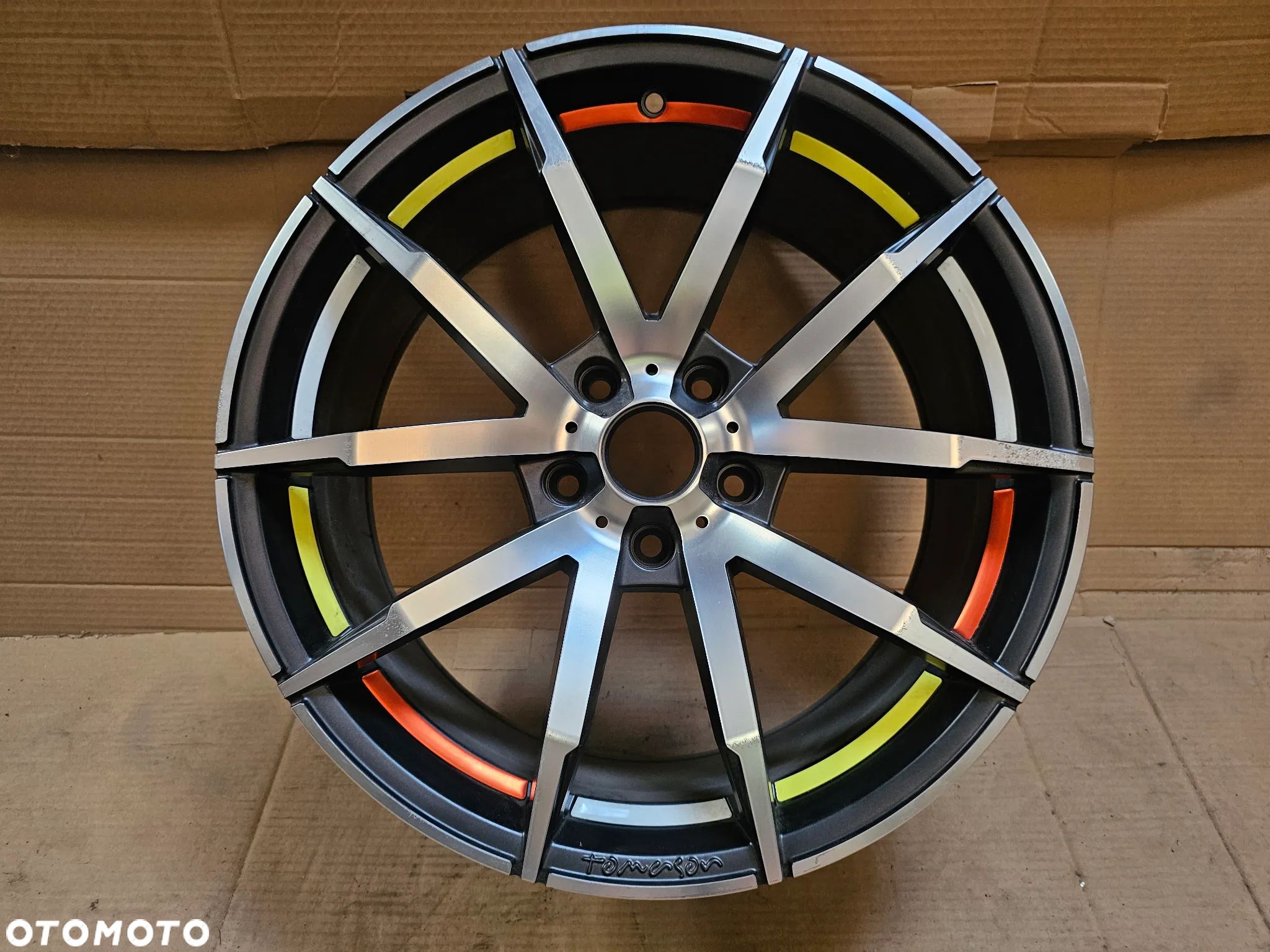 (F82) Tomason BMW 3 5 / TN10 8519 / 8,5Jx19 ET35 5x120 - 1