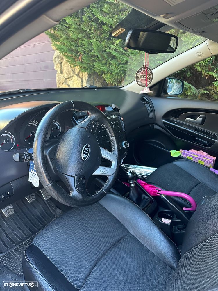 Kia Ceed 1.6 CRDi - 8