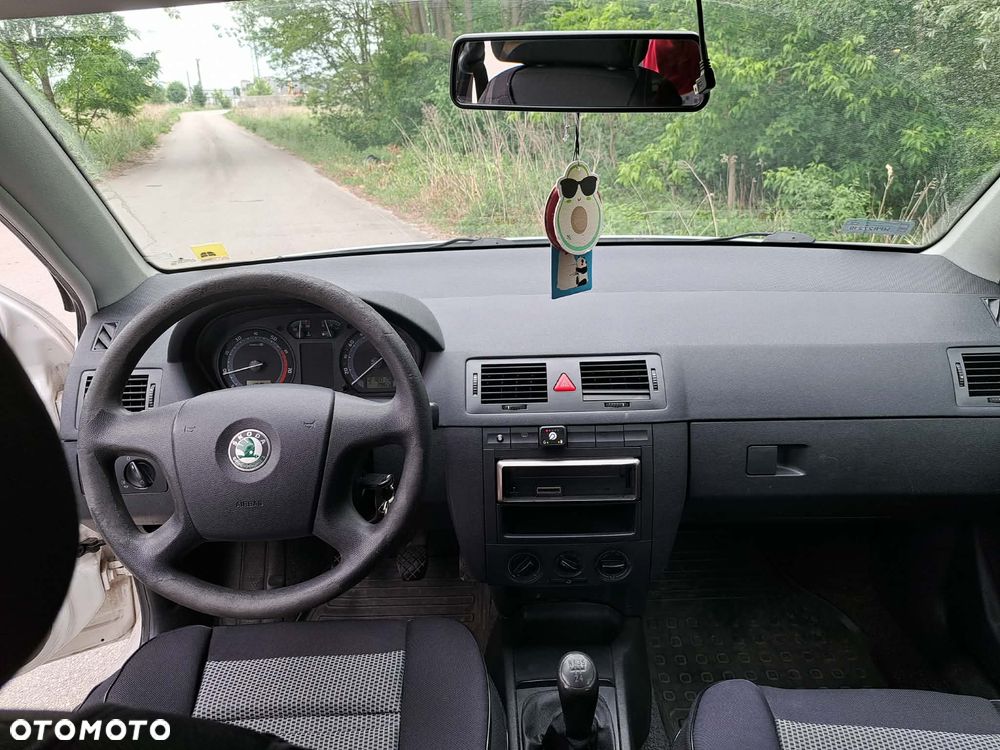 Skoda Fabia 1.4 16V Active - 3