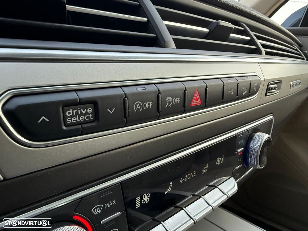 Audi Q7 3.0 TDI quattro tiptronic 7L - 31