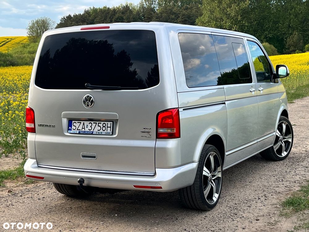 Volkswagen Multivan - 8