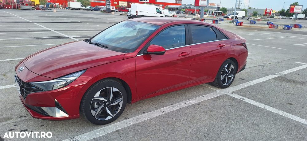 Hyundai Elantra 1.6 l 123 CP CVT Exclusive Navi - 16