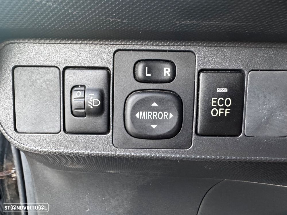 Toyota Auris 1.4 VVT-i AC - 16