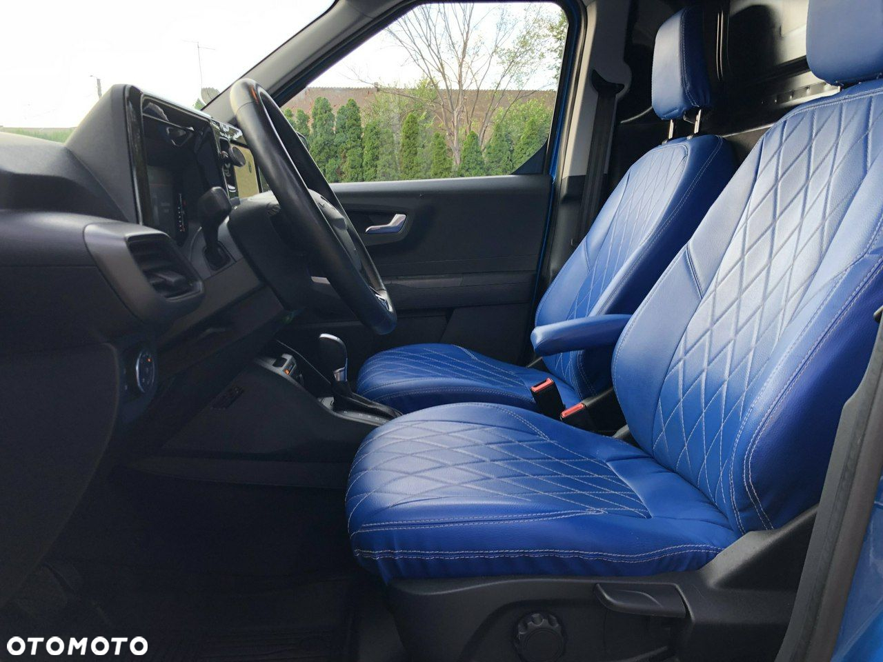 Ford Transit Courier - 9
