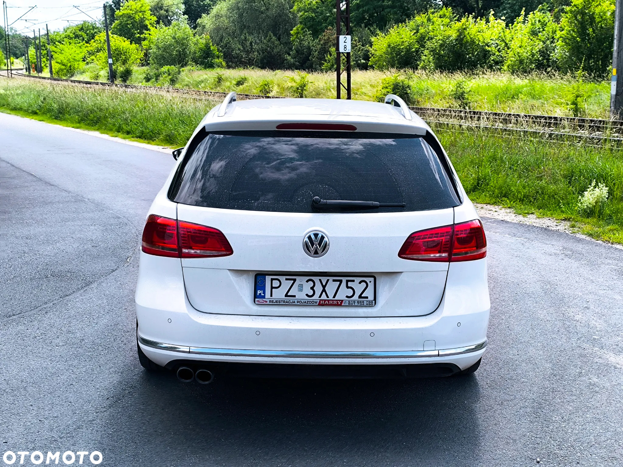 Volkswagen Passat 2.0 TDI DPF Sportline - 5