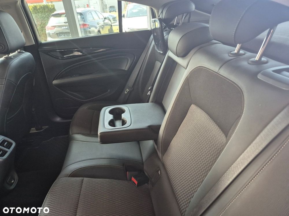 Opel Insignia CT 1.5 T Elite S&S - 17