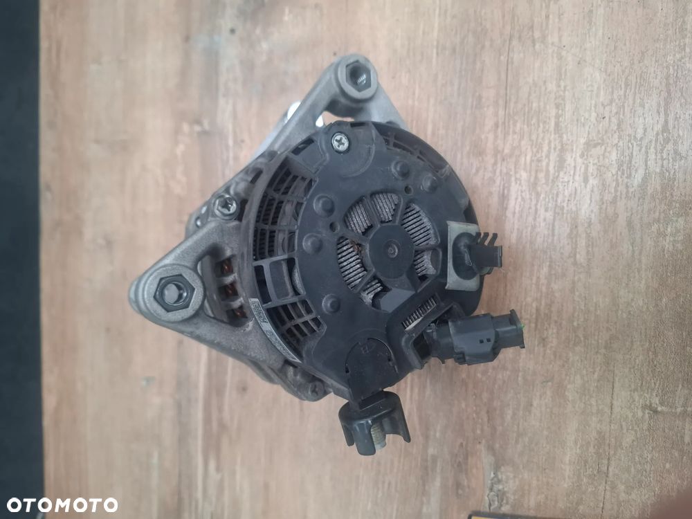 Citroen Berlingo 1,5 HDI alternator 9824742880 - 3