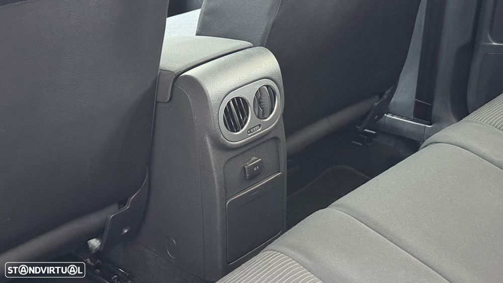 VW Tiguan 1.4 TSi Sport BlueMotion - 18
