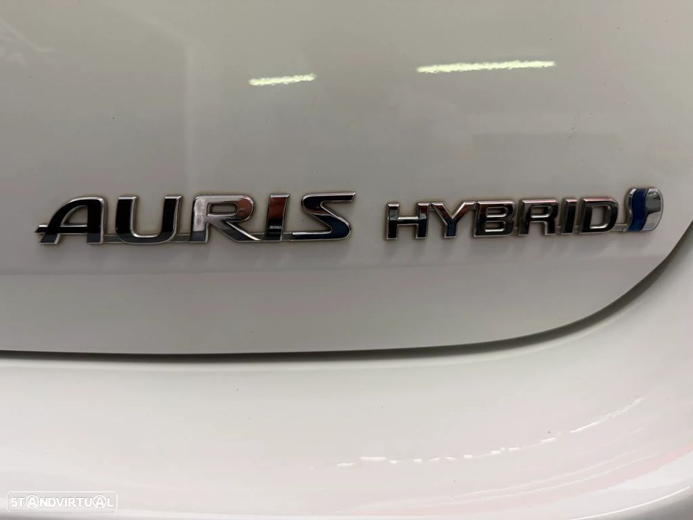 Toyota Auris 1.8 HSD Comfort +P.Sport+Navi - 23