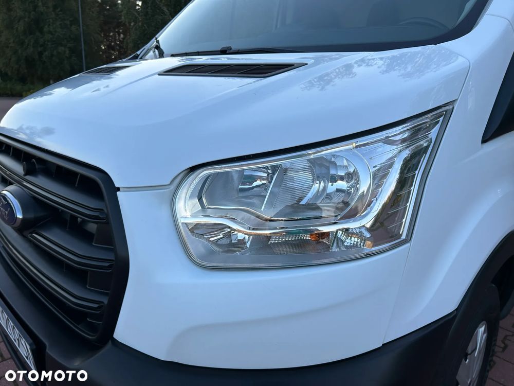 Ford Transit - 17