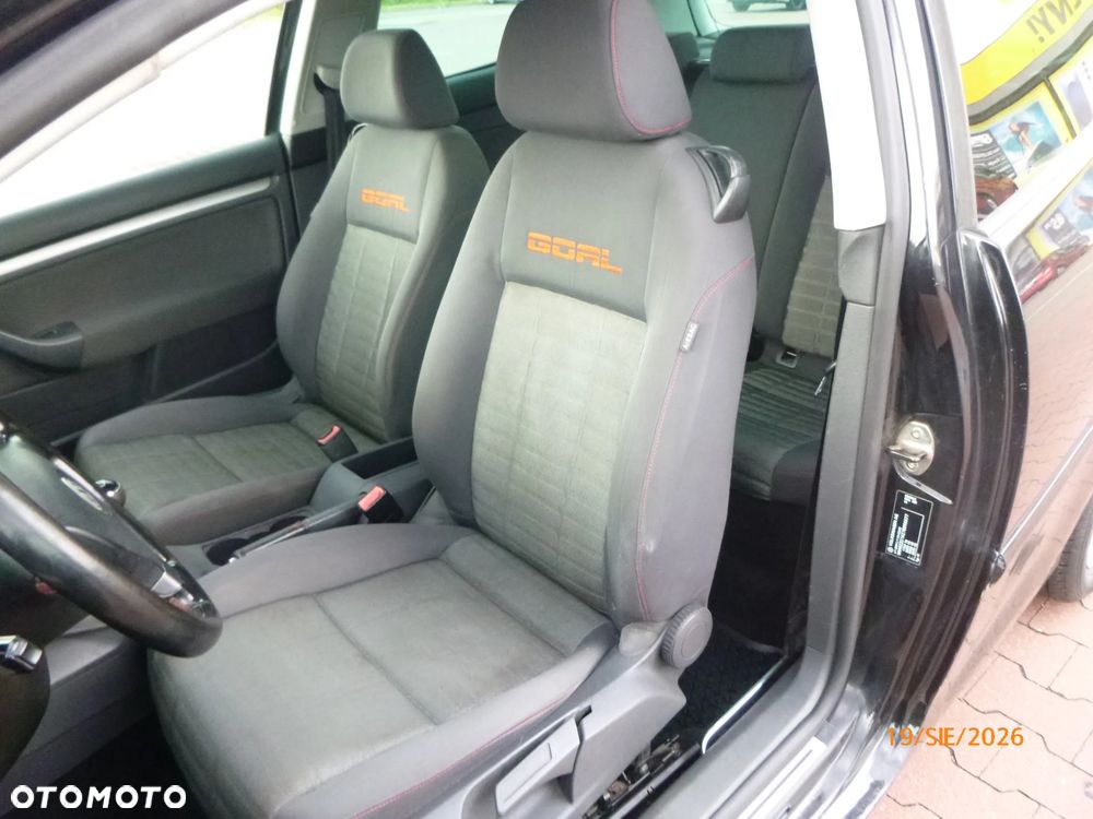 Volkswagen Golf 1.6 Trendline - 5