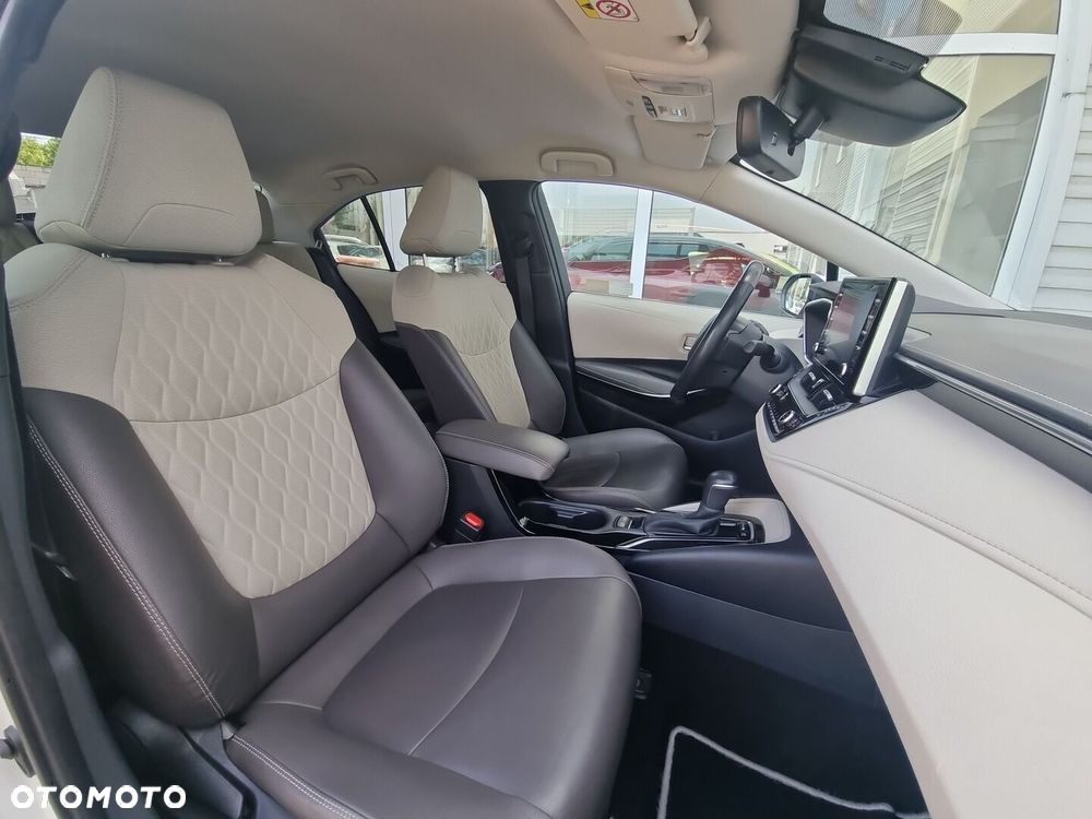 Toyota Corolla 1.8 Hybrid Executive - 10