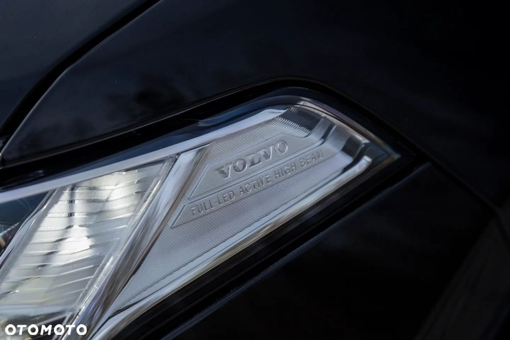 Volvo XC 90 D5 SCR AWD Inscription - 17