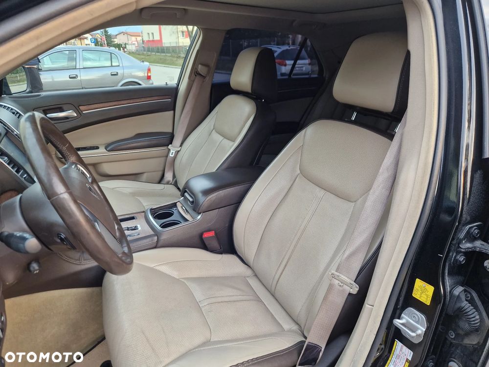 Lancia Thema 3.0CRD Executive - 12