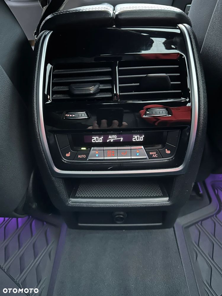 BMW X5 xDrive40i - 35