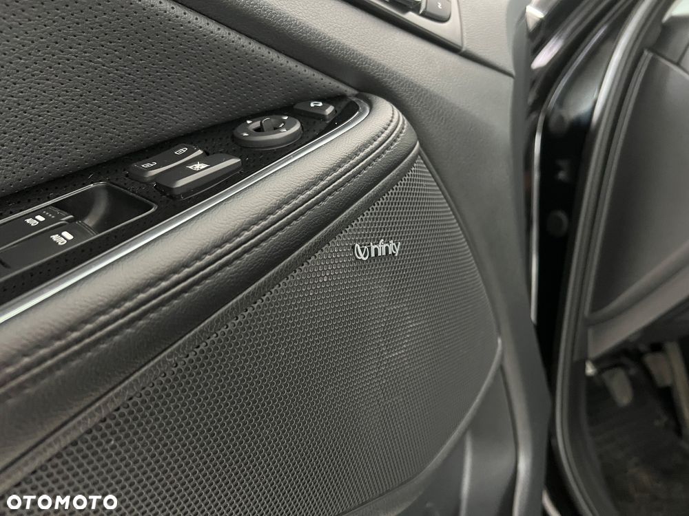 Kia Optima 2.0 L - 21