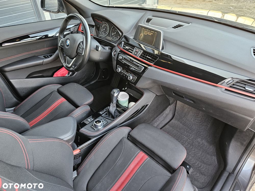 BMW X1 sDrive18d xLine sport - 26