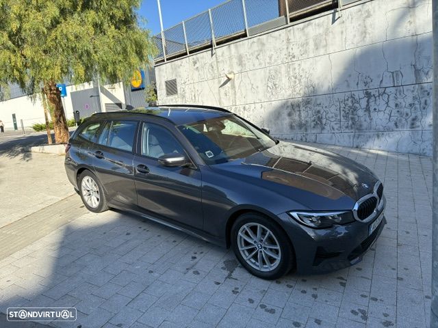 BMW 318 d Ultimate Auto - 35