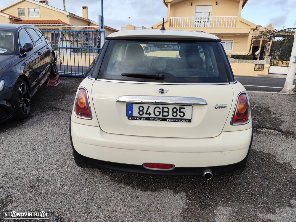 MINI 3 Portas One 1.4 - 6