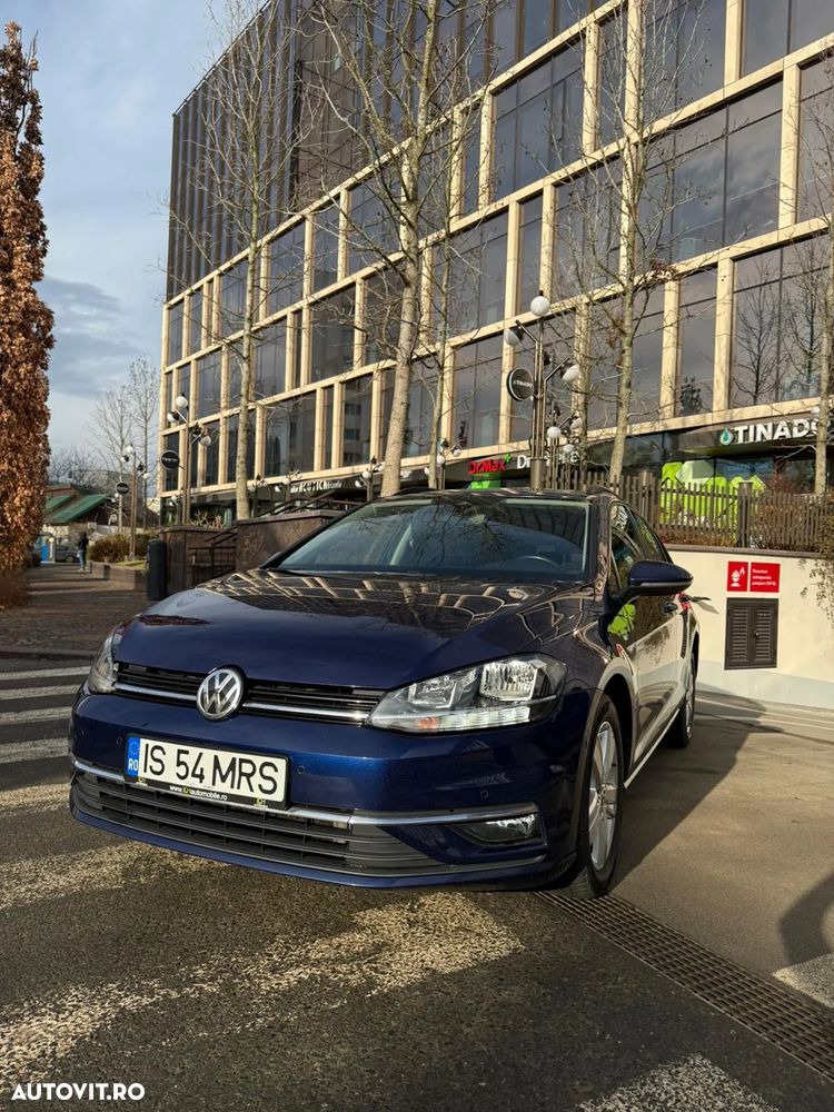 Volkswagen Golf 1.6 TDI DSG Highline - 1