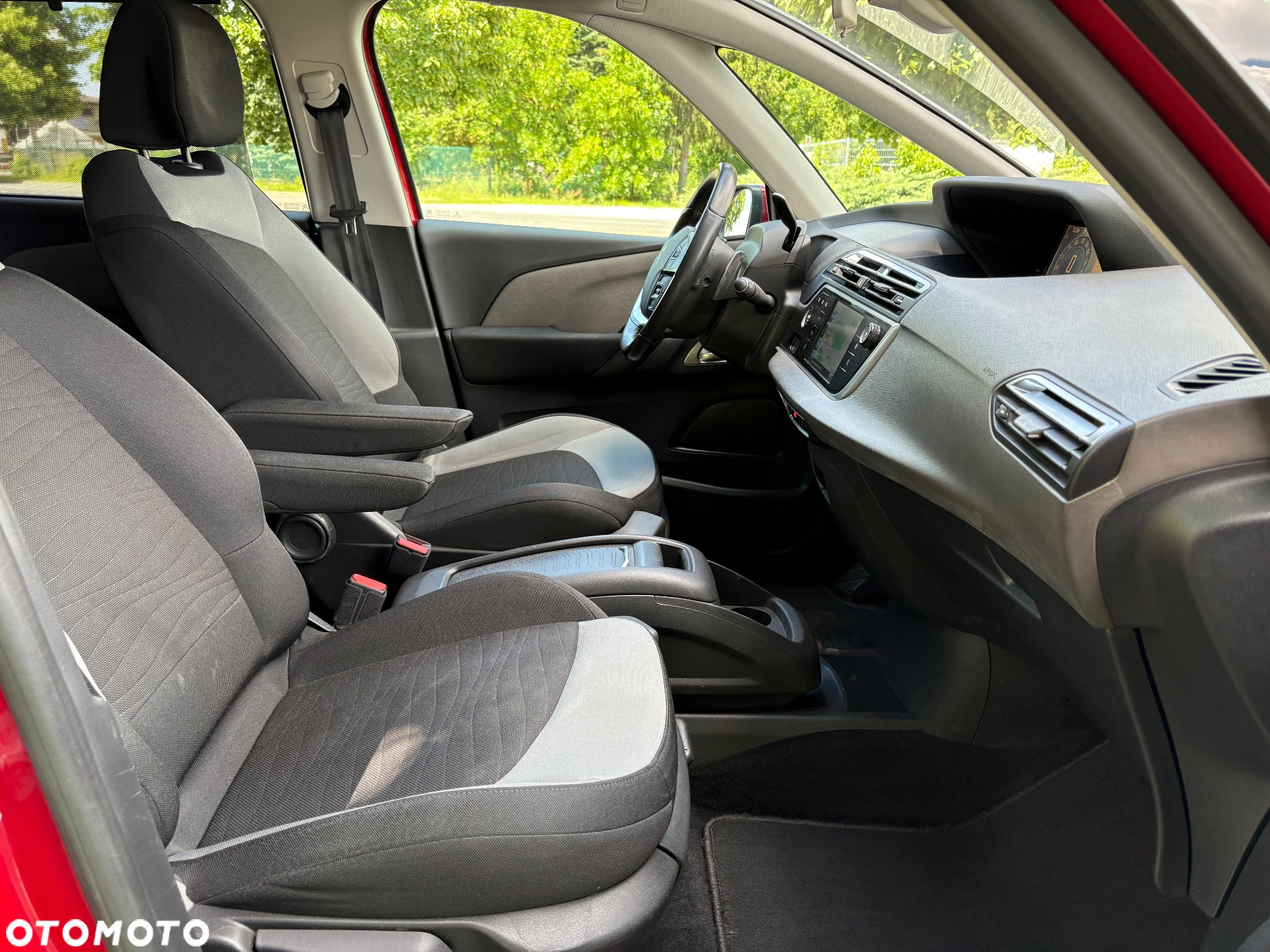 Citroën C4 Picasso e-HDi 115 ETG6 Exclusive - 28