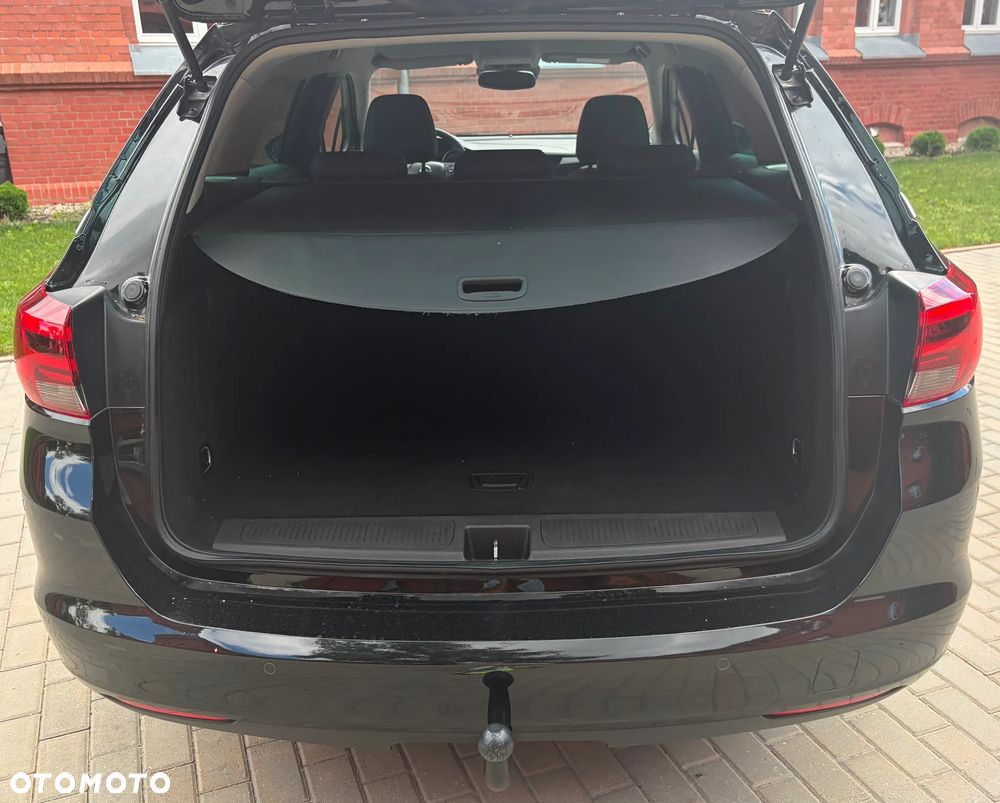 Opel Astra 1.6 CDTI Cosmo - 21