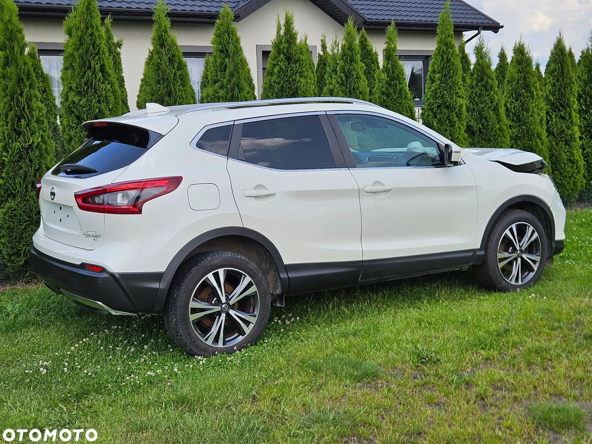 Nissan Qashqai 1.6 dCi Xtronic TEKNA - 1