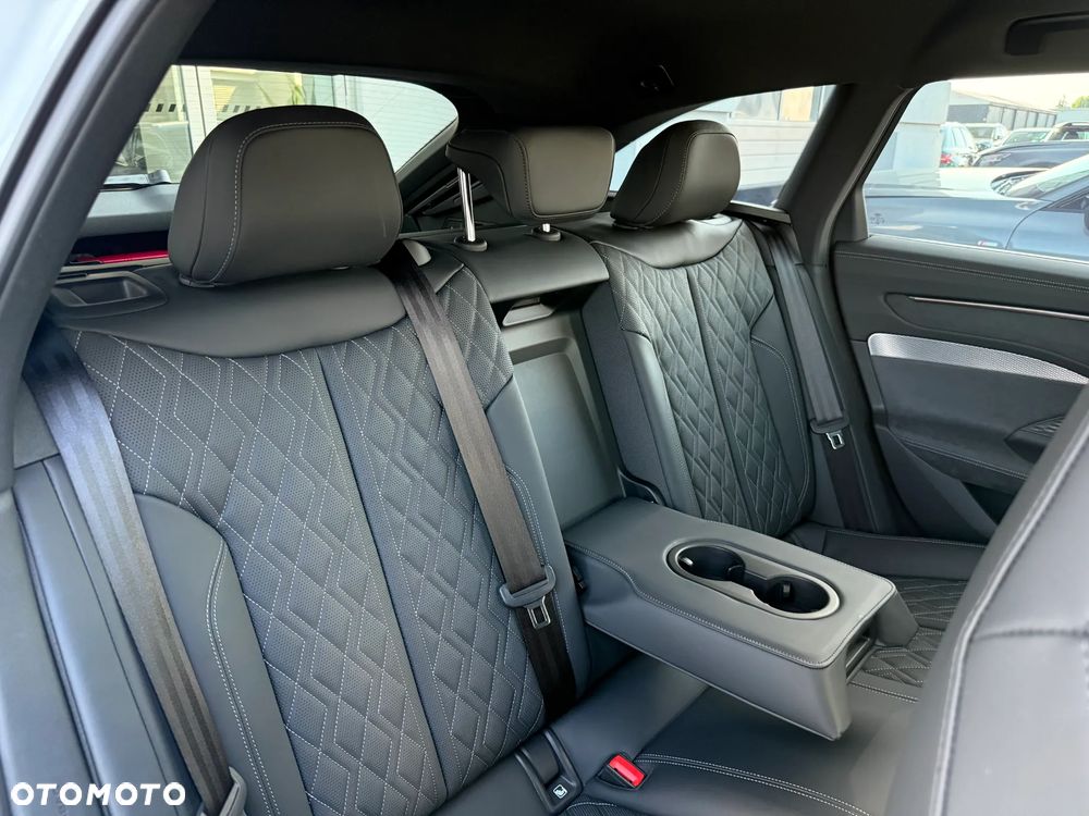 Audi A6 Avant TDI mHEV Quattro S tronic - 34