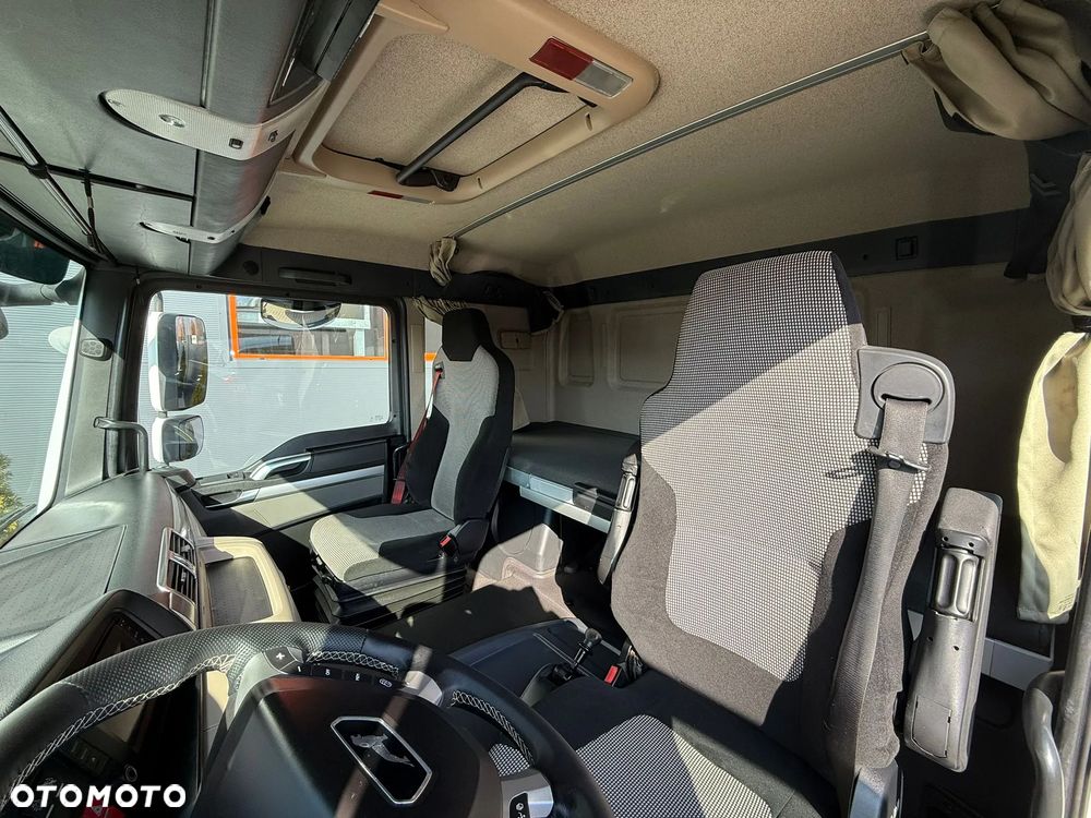MAN TGM TGS TGX 26.320 chłodnia multitemperatura  22Epal // sypialka // oś skrętna - 28