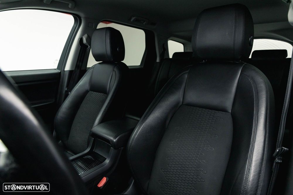 Land Rover Discovery Sport 2.0 TD4 SE Auto - 17