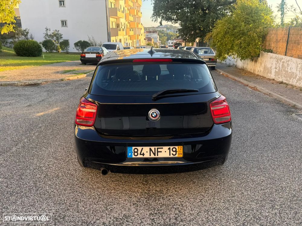 BMW 116 d EfficientDynamics - 12