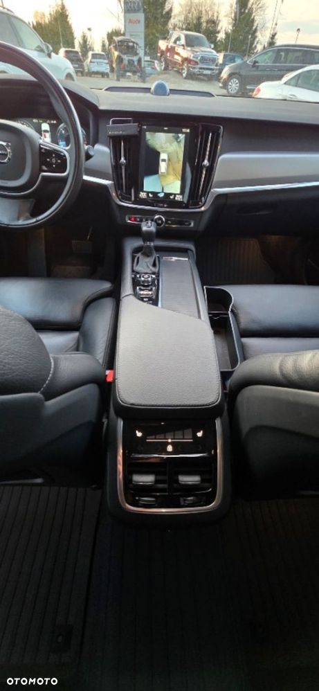 Volvo V90 - 22