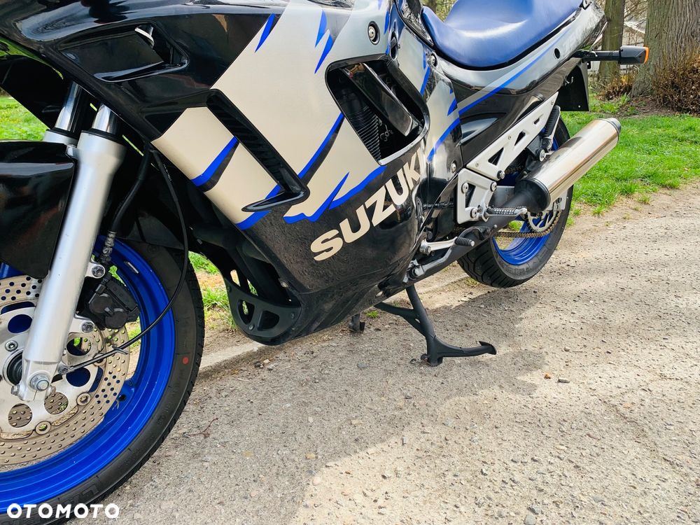 Suzuki GSX - 9