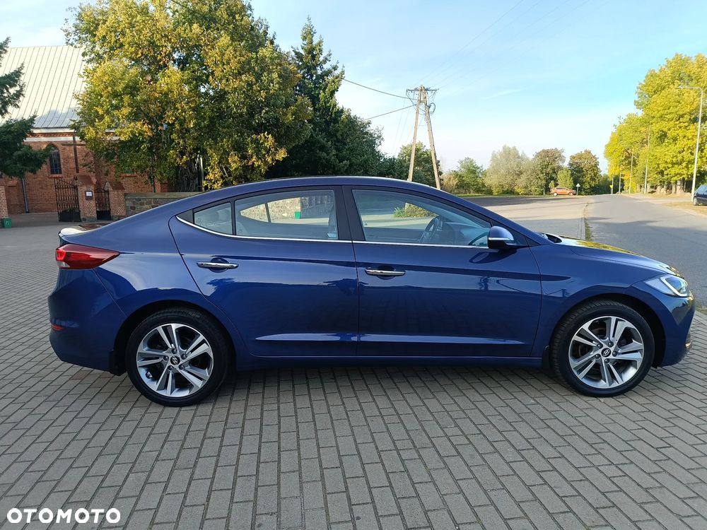 Hyundai Elantra - 6