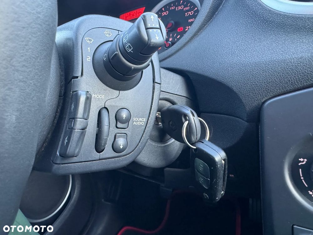 Renault Clio TCe 100 Expression - 20