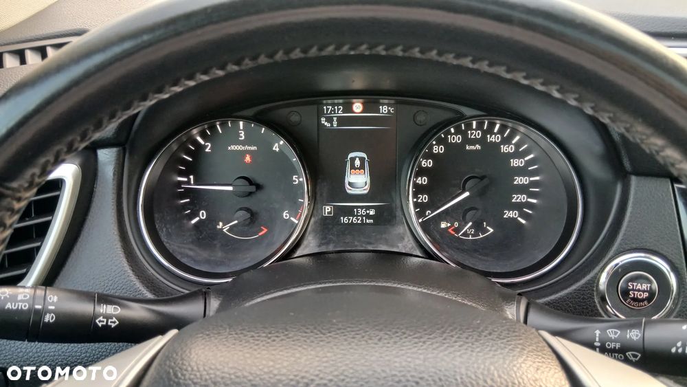 Nissan Qashqai 1.6 DCi Xtronic TEKNA - 18