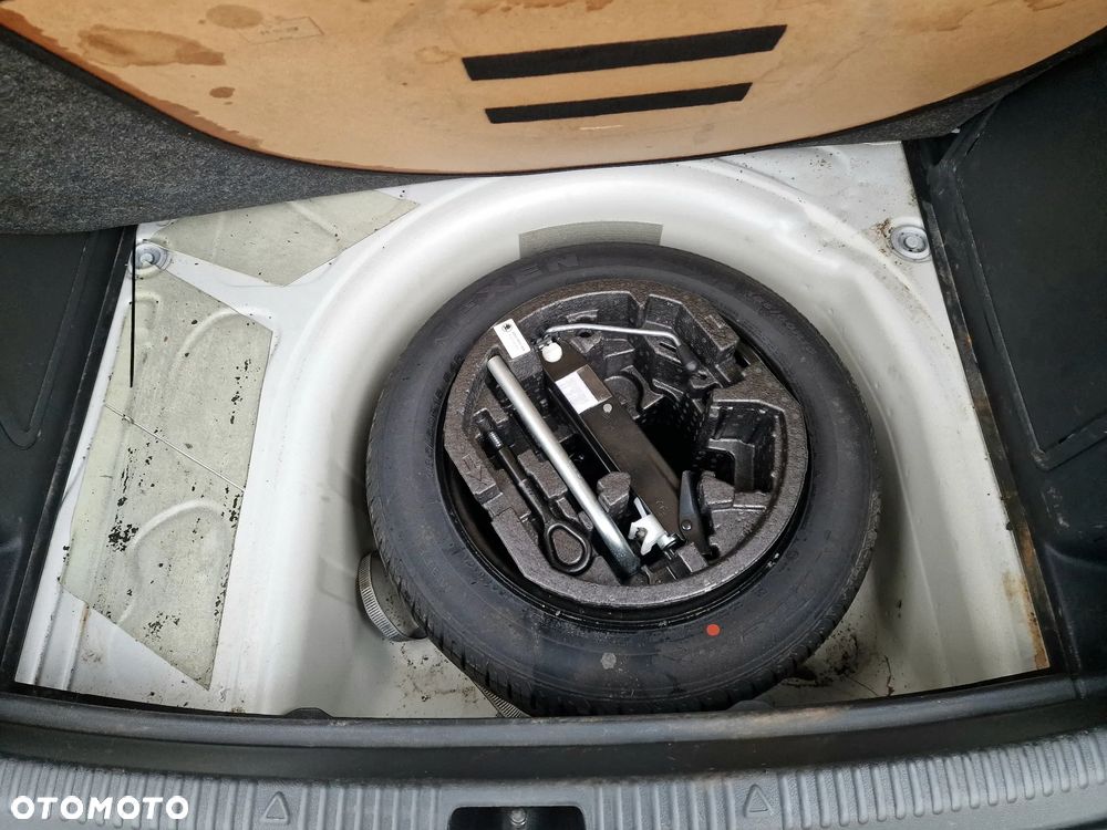 Skoda RAPID 1.4 TDI DPF Ambition - 30