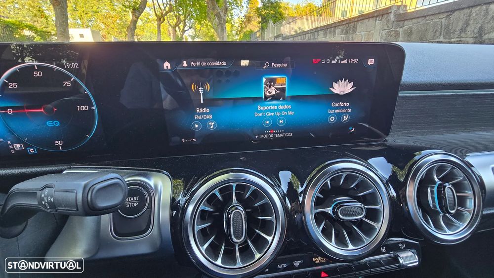 Mercedes-Benz EQB 300 4Matic Electric Art - 15