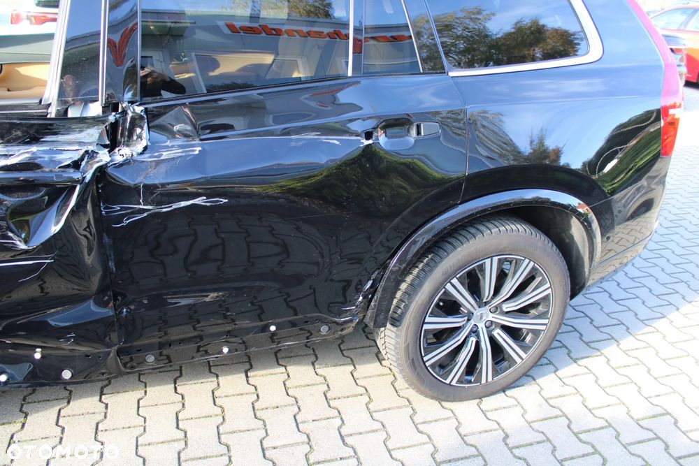 Volvo XC 90 T8 AWD Plug-In Hybrid Inscription 7os - 7