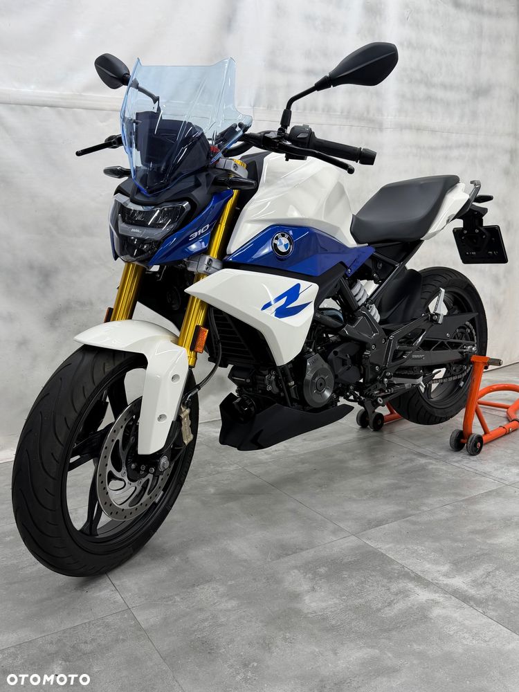 BMW G - 1