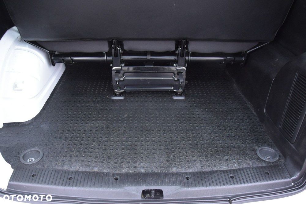 Volkswagen Transporter Caravelle DSG Kurz Highline - 27