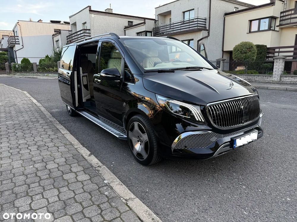 Mercedes-Benz V-Class 2022 photo 2