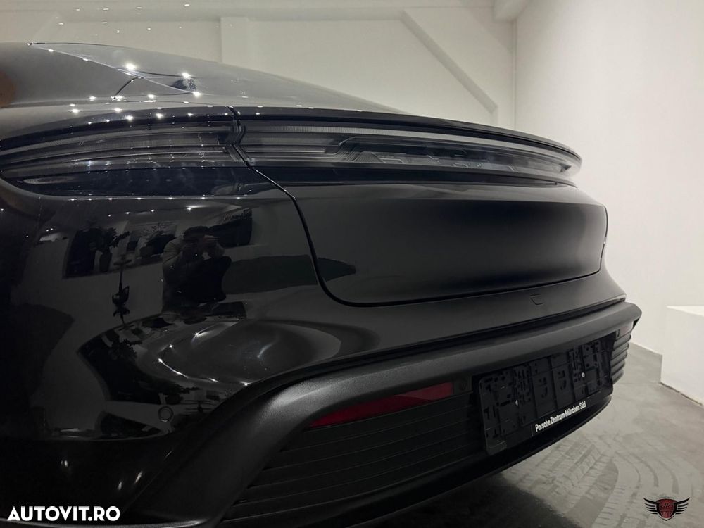 Porsche Taycan 4S Performancebatterie Plus - 31