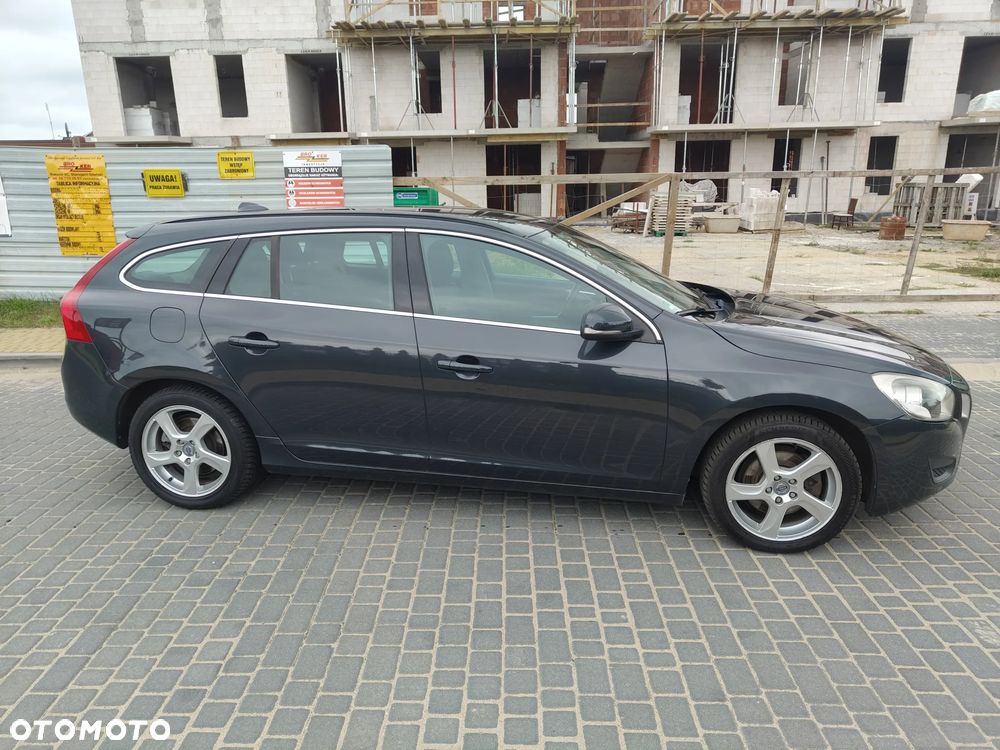 Volvo V60 D3 Kinetic - 9