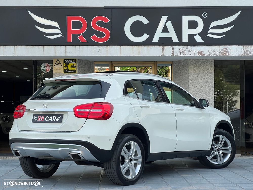 Mercedes-Benz GLA 220 d Urban 4-Matic - 7